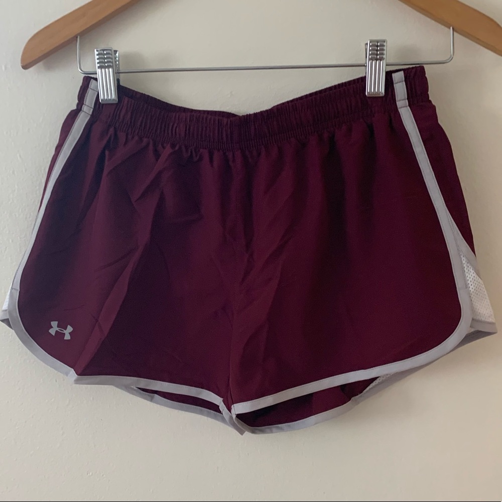 Under Armor maroon semi fitted shorts